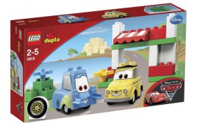 Итальянский городок Луиджи Lego Duplo Cars 2